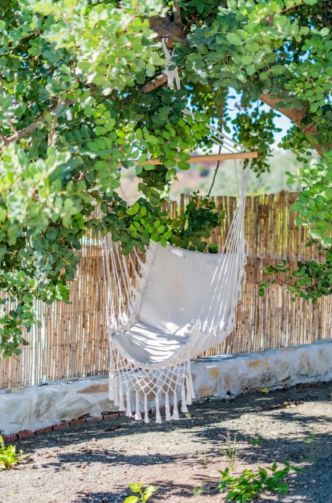 Cayetana - Spacious 4-bedroom With Private Pool Terrace & Bbq Villa