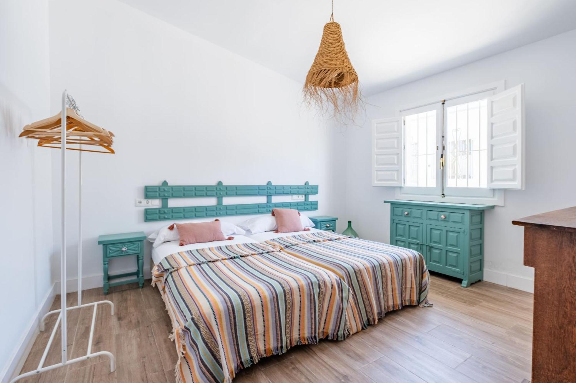 Cayetana - Spacious 4-bedroom With Private Pool Terrace & Bbq Málaga